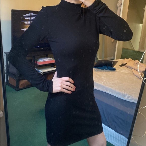 Aritzia Dresses & Skirts - NEW⭐️Aritzia Babaton Candice Dress♥️